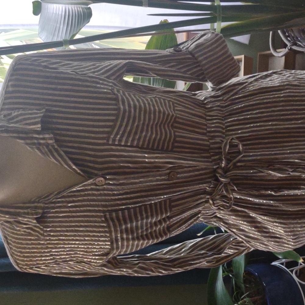 Size LG long sleeve adjustble cuff metallic button down midi dress grey/gold/sil - Picture 8 of 11